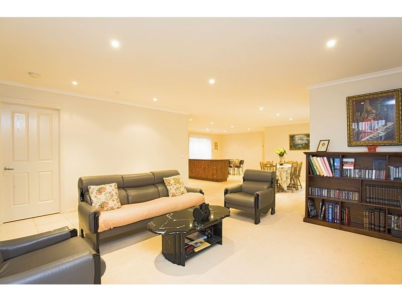 10 Verbena Court, Cairnlea VIC 3023