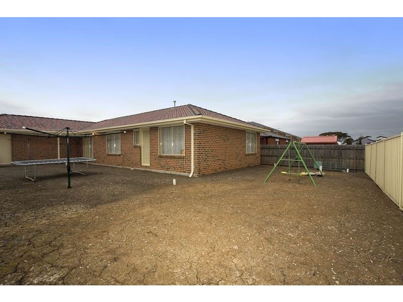 10 Verbena Court, Cairnlea VIC 3023