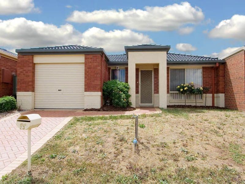 73 Fydler Avenue, Burnside VIC 3023