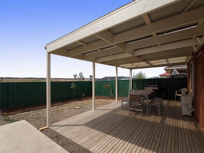 73 Fydler Avenue, Burnside VIC 3023