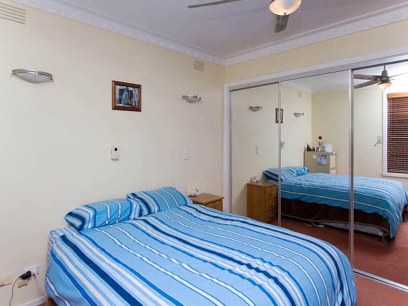 850 Ballarat Road, Deer Park VIC 3023