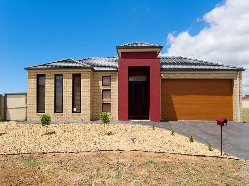 16  Jonesfield Corner , Cairnlea VIC 3023