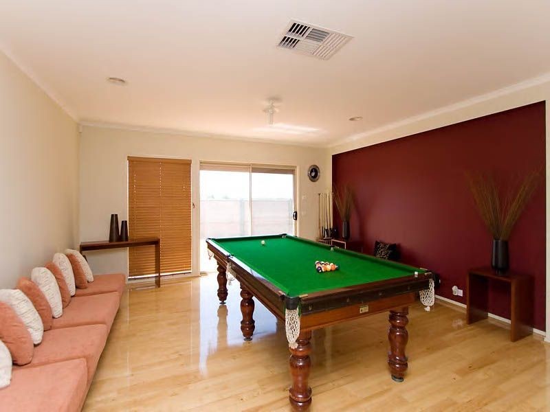 16  Jonesfield Corner , Cairnlea VIC 3023