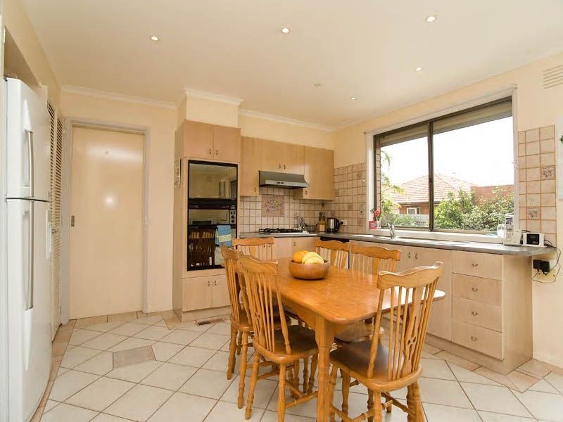 44 Aycliffe Drive, Deer Park VIC 3023