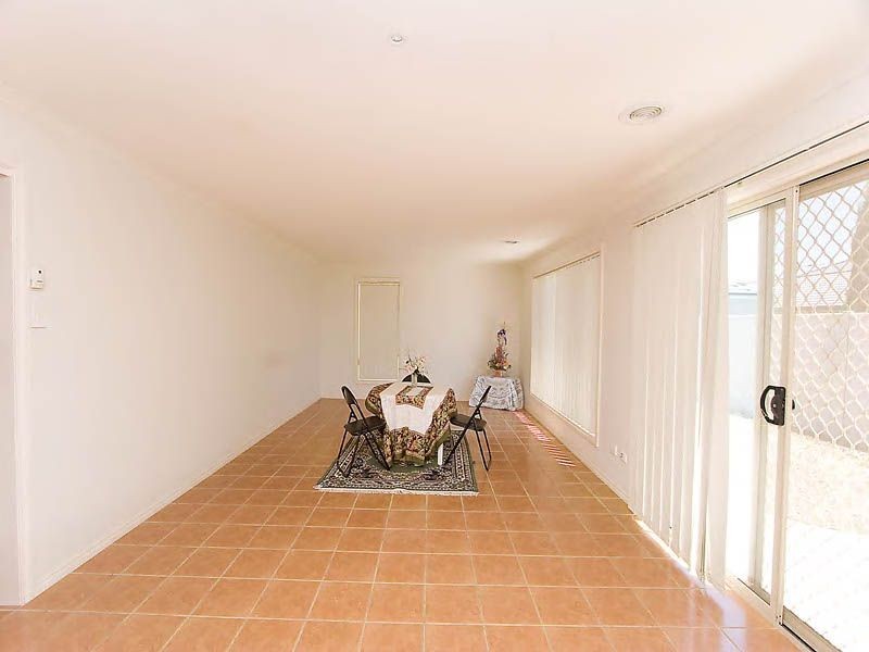 9 Claretown Avenue, Caroline Springs VIC 3023