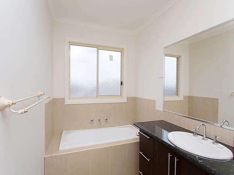 59 Dobell Crescent, Caroline Springs VIC 3023