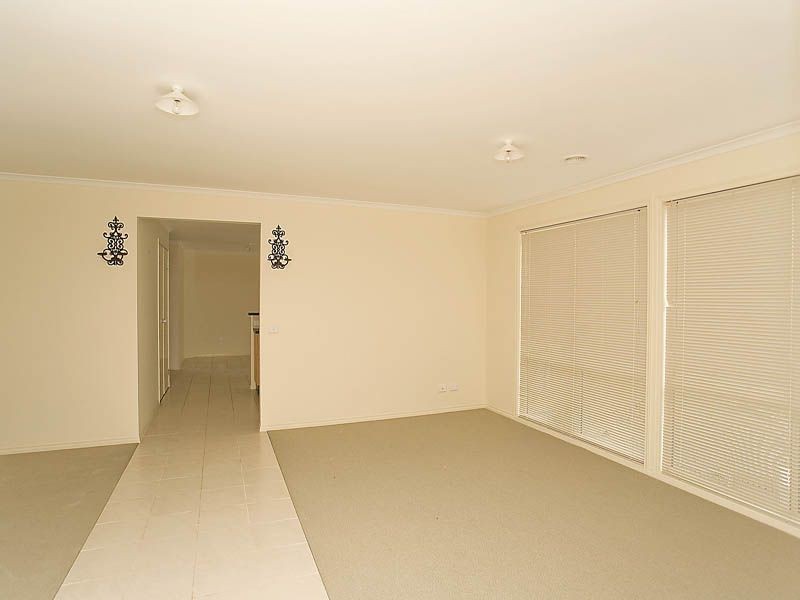 7 Chatsworth Avenue, Derrimut VIC 3030