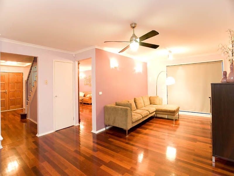 30 Stoke Heath Way, Caroline Springs VIC 3023