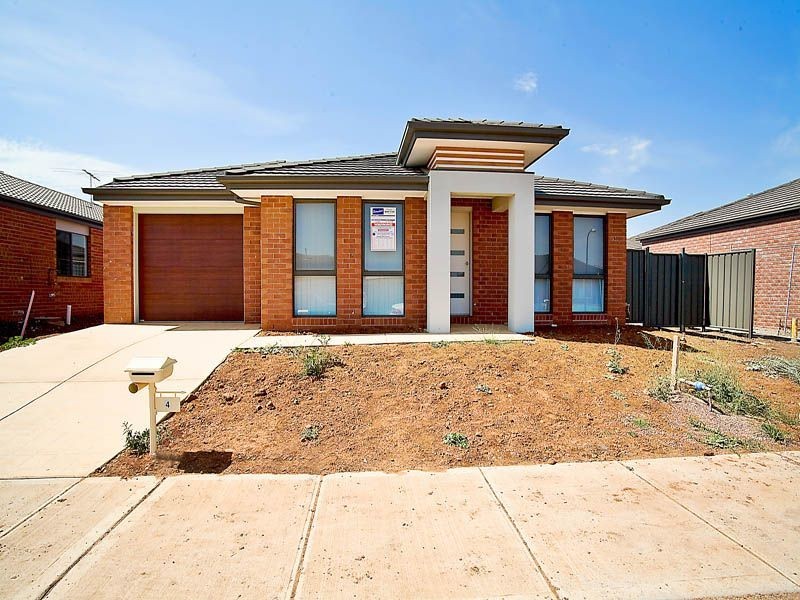 4 Yalding Place, St.Andrews Field, Deer Park VIC 3023
