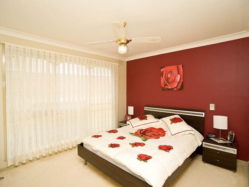 31 Little Street, Deer Park VIC 3023