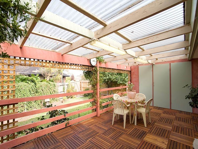 16 Allandale Drive, Deer Park VIC 3023