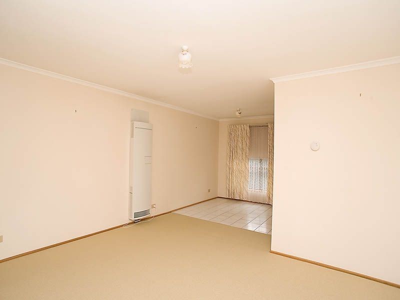 42 Bayliss Road, Deer Park VIC 3023