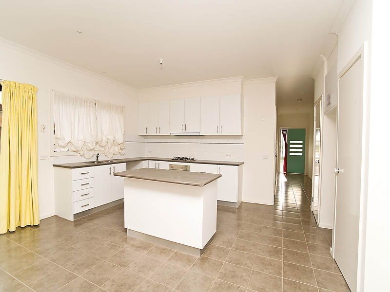 9 Wattle Grove Road, Cairnlea VIC 3023