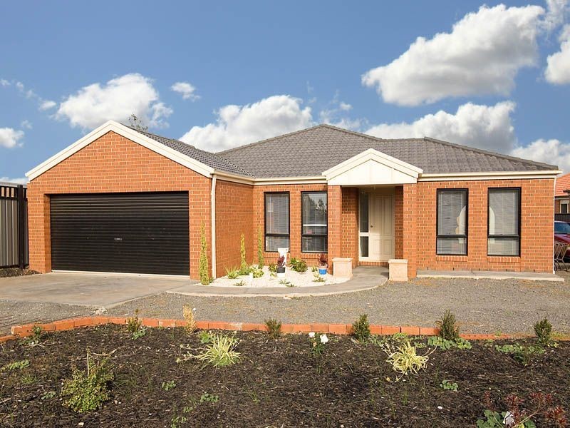 17 Gosford Gardens, Derrimut VIC 3030