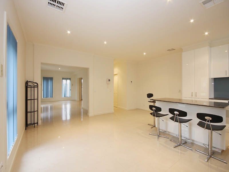 845b Ballarat Road, Deer Park VIC 3023