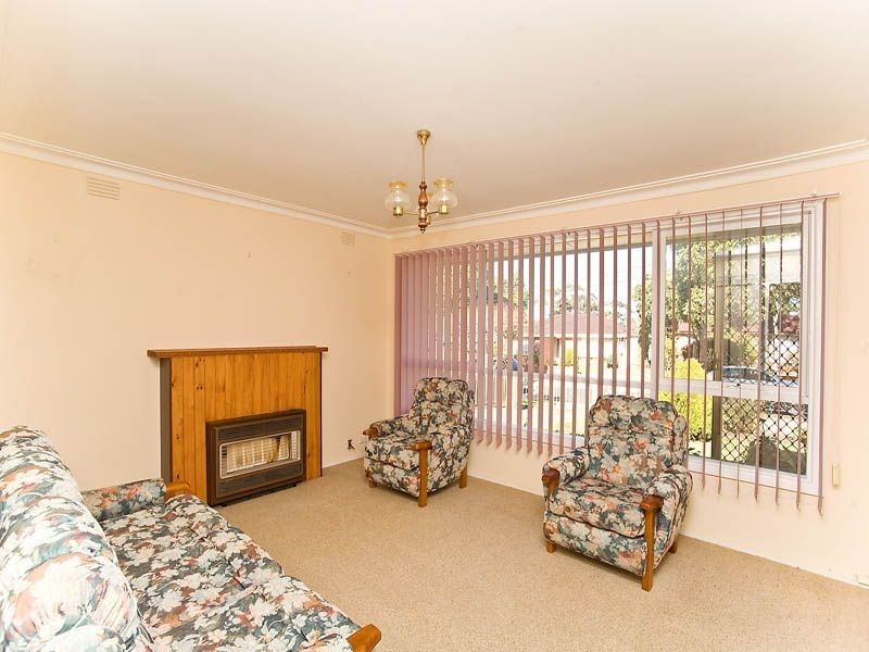 4 Soame Street, Deer Park VIC 3023
