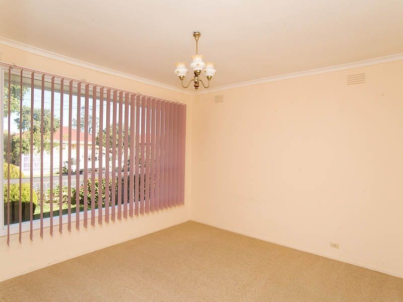 4 Soame Street, Deer Park VIC 3023