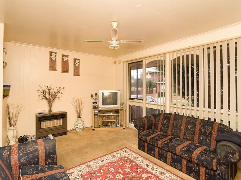 2 Summers Street, Deer Park VIC 3023