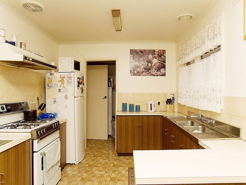 2 Summers Street, Deer Park VIC 3023