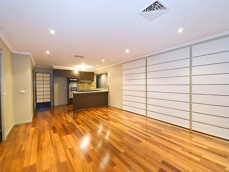 2 Tarquin Place, Hillside VIC 3037