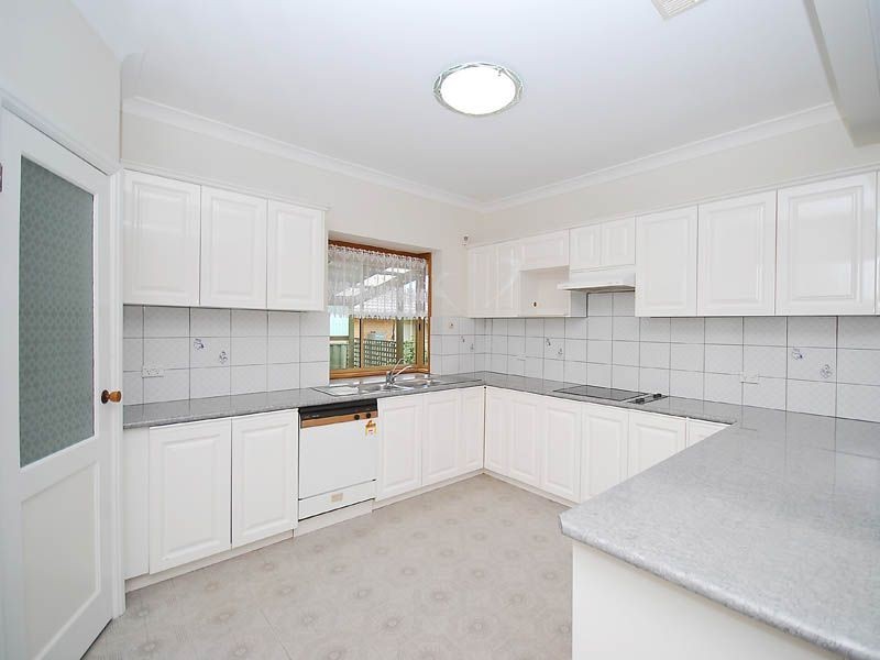 5 Hallmark Place, Keilor Downs VIC 3038