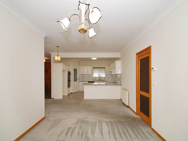 5 Hallmark Place, Keilor Downs VIC 3038