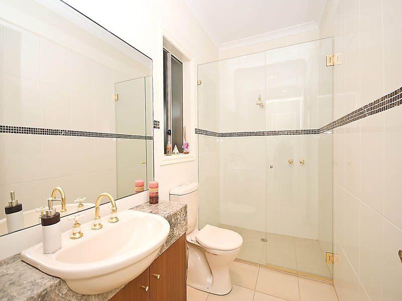 13 King Circuit, Caroline Springs VIC 3023