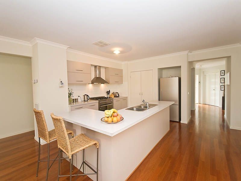 9 Tunbridge Road, Cairnlea VIC 3023