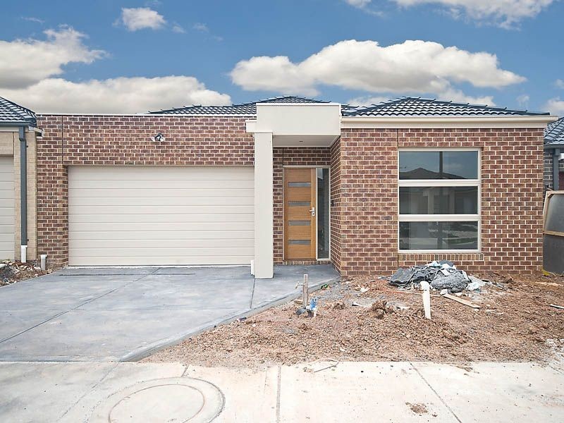 17 Cunningham Chase, Burnside VIC 3023