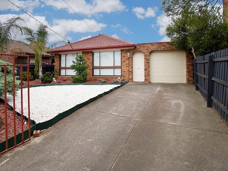 13 Porter Court, Deer Park VIC 3023