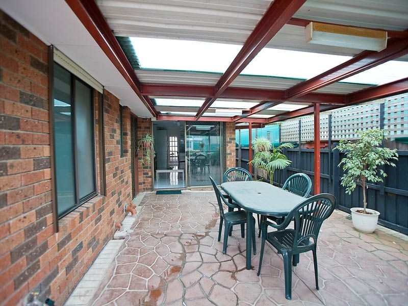 13 Porter Court, Deer Park VIC 3023