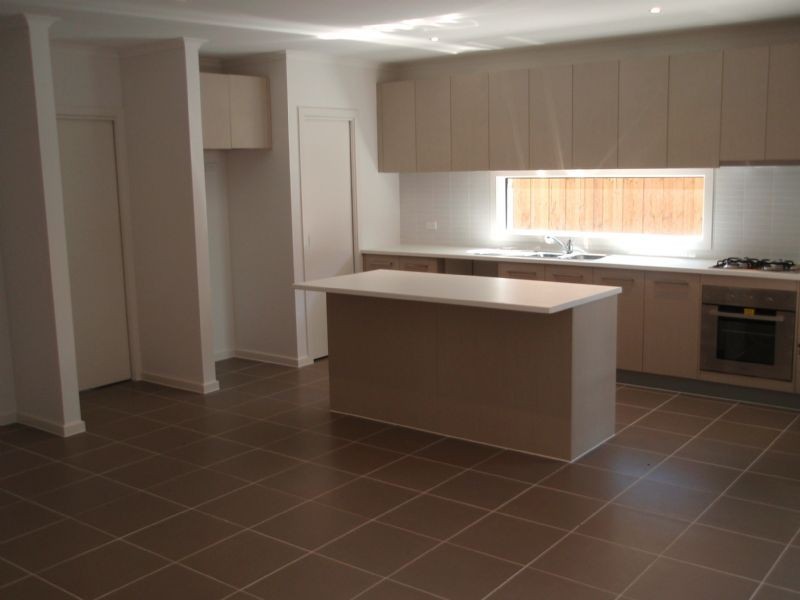 Lot 724 St Andrews Field, Deer Park VIC 3023