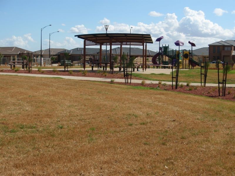 Lot 724 St Andrews Field, Deer Park VIC 3023