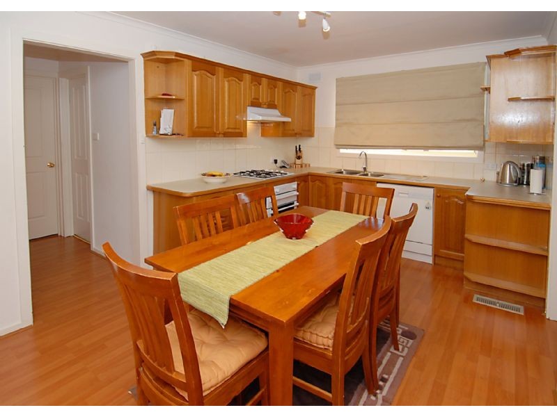 70  Chester Crescent, Deer Park VIC 3023