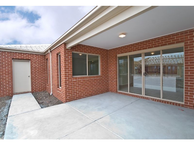 3 Muirfield Street, Deer Park VIC 3023