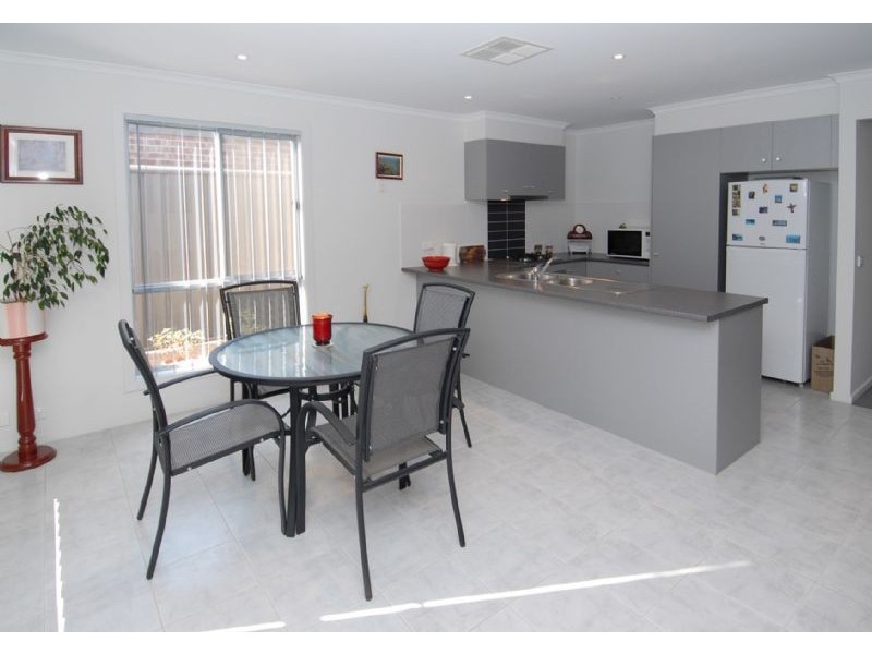 69 Hatchlands Drive, Deer Park VIC 3023