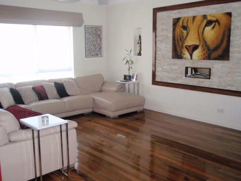 3  Woodburn Ave, Cairnlea VIC 3023