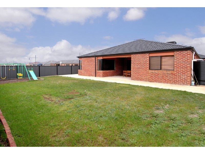 2 Menzies Promenade, Derrimut VIC 3030