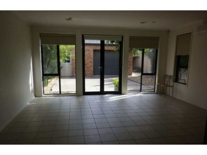 11 Wildflower Lane, Cairnlea VIC 3023