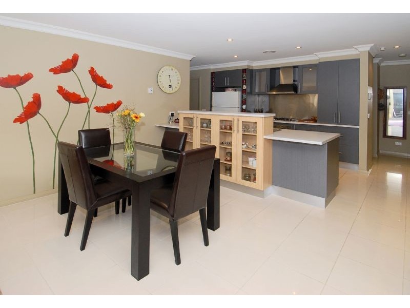 195  Cairnlea Drive, Cairnlea VIC 3023