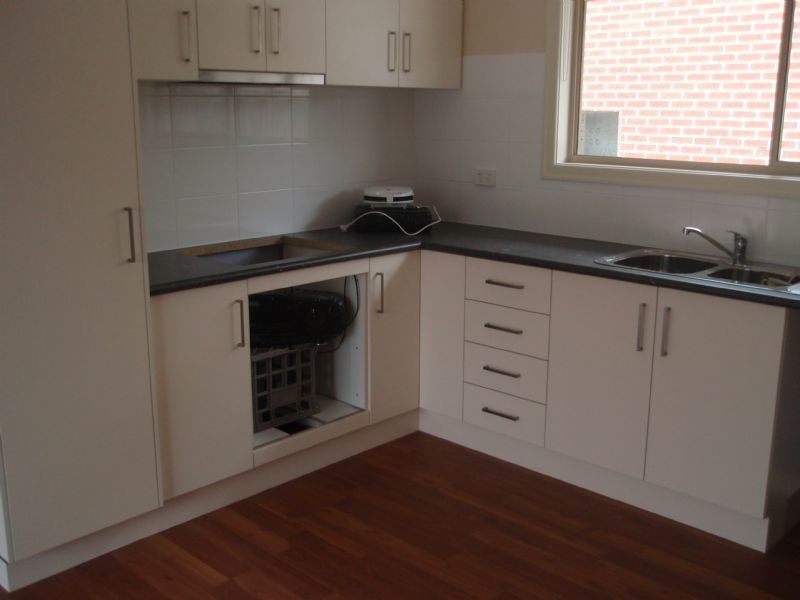 1/55 Doherty Street, Deer Park VIC 3023