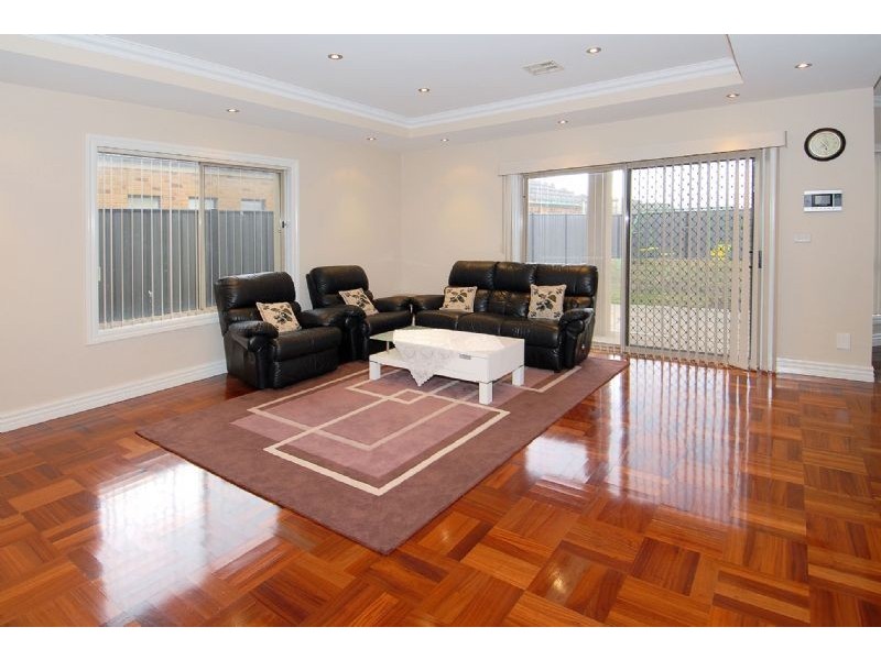 31 Chartwell Crescent, Derrimut VIC 3030