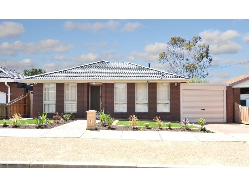 3 Abercairn Court, Deer Park VIC 3023