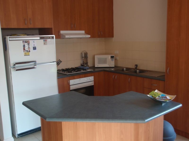 10 Simpson Place, Caroline Springs VIC 3023