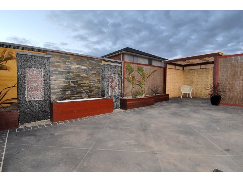 16 Nutwood Crescent, Derrimut VIC 3030