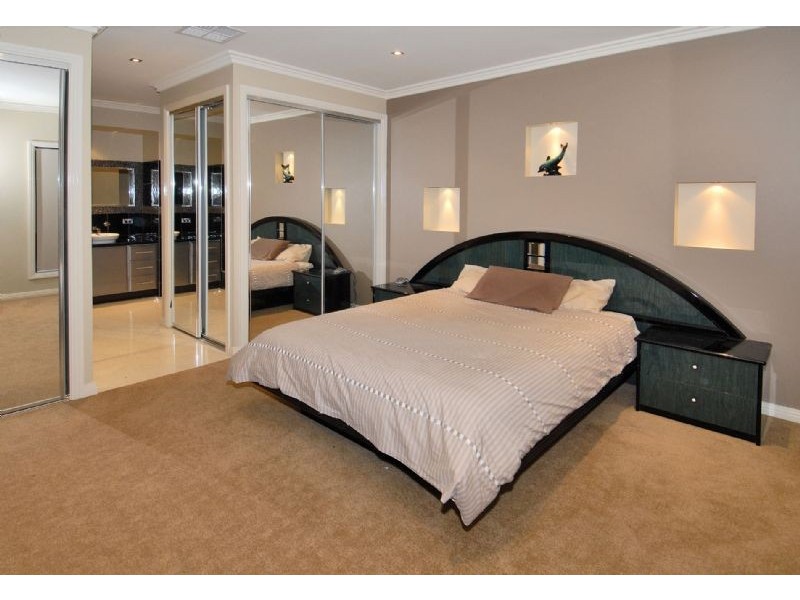 16 Nutwood Crescent, Derrimut VIC 3030