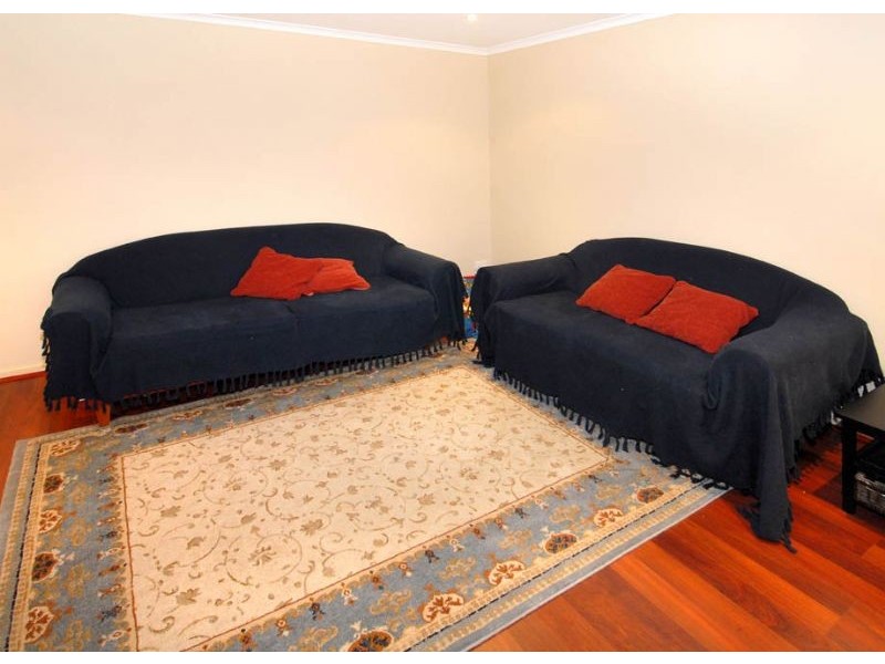 6 Gurnung Drive, Cairnlea VIC 3023