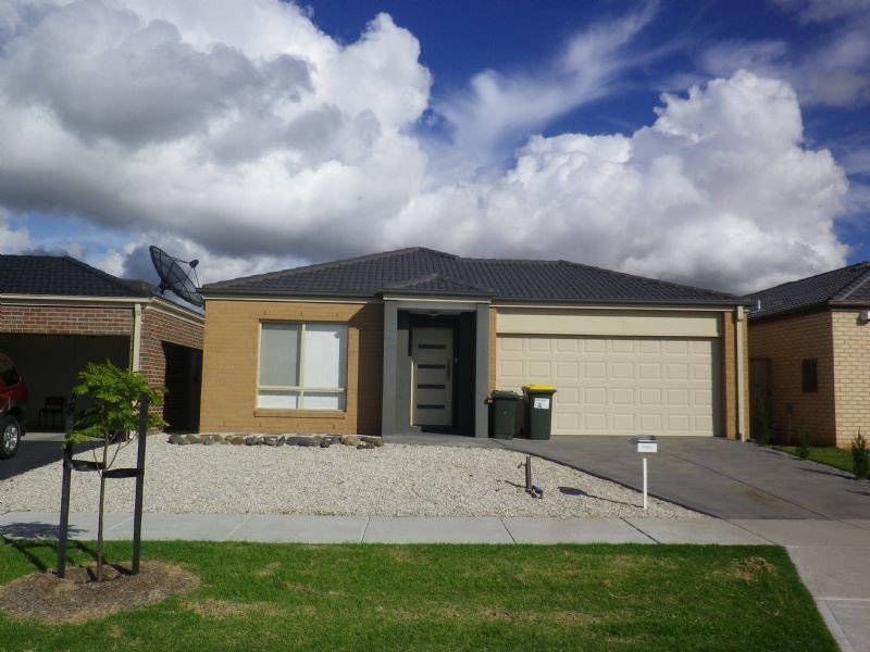 20 Old Course Cresent, Deer Park VIC 3023