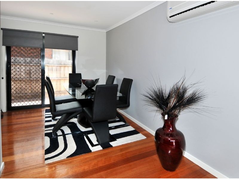 2 Summers Street, Deer Park VIC 3023