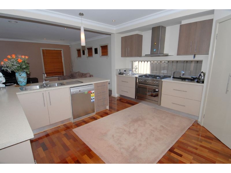 7 Yirram Road, Cairnlea VIC 3023